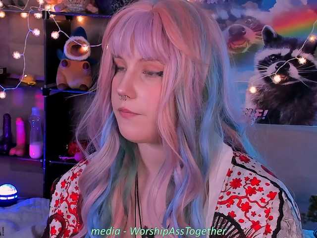 candy-yeah's BongaCams show and profile