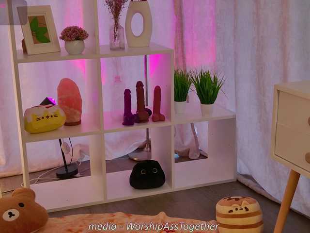 candy-yeah live webcam show