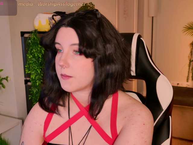 candy-yeah live cam on BongaCams