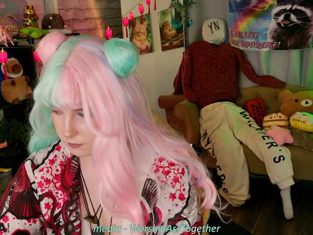 candy-yeah live webcam show