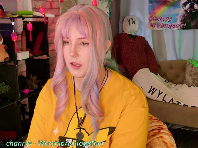 candy-yeah live cam on BongaCams