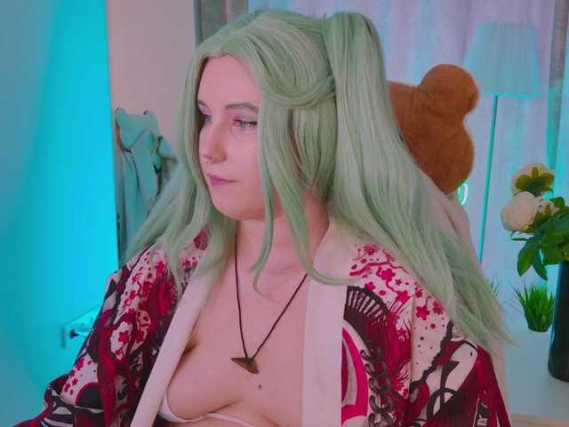 candy-yeah live on BongaCams