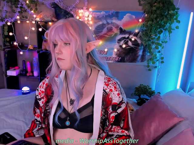 candy-yeah's BongaCams show and profile