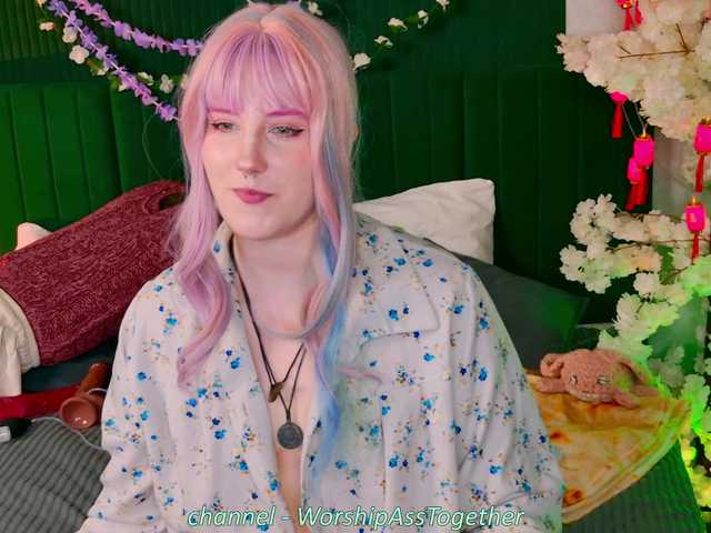 candy-yeah live cam on BongaCams