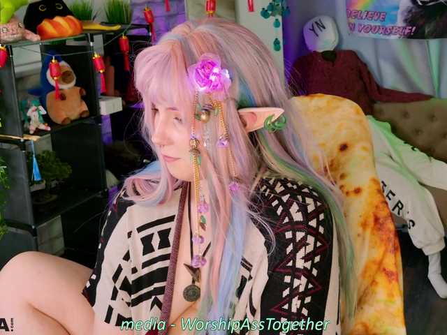 candy-yeah live cam on UnifiedCams