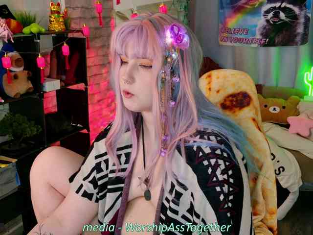 Model: candy-yeah
