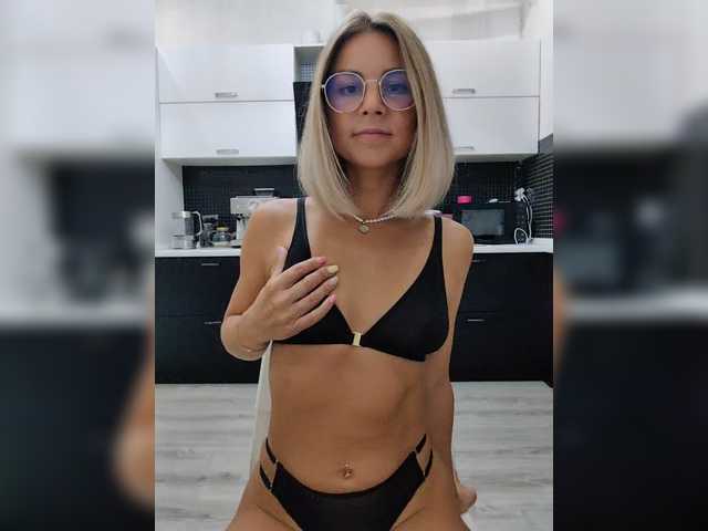 Jonneb live webcam show