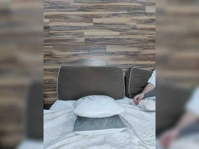 Vasilisa-and-Zhenya live cam preview