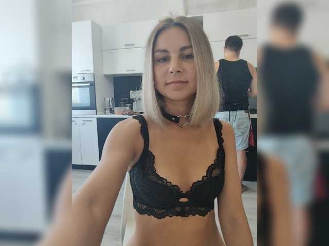 Jonneb live webcam show