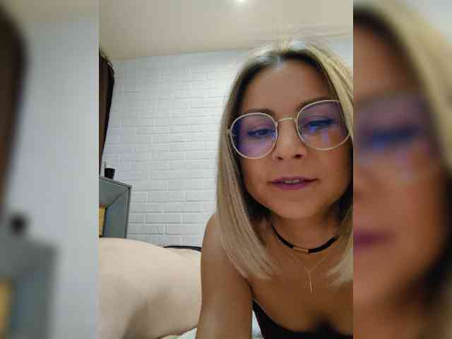 Zhenya-and-Vasilisa webcam