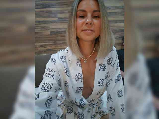 Модель: Vasilisa-and-Zhenya