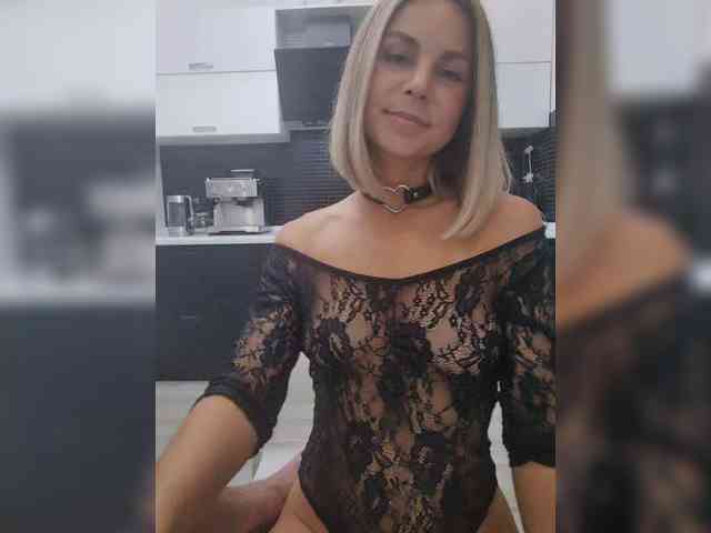 Vasilisa-and-Zhenya webcam