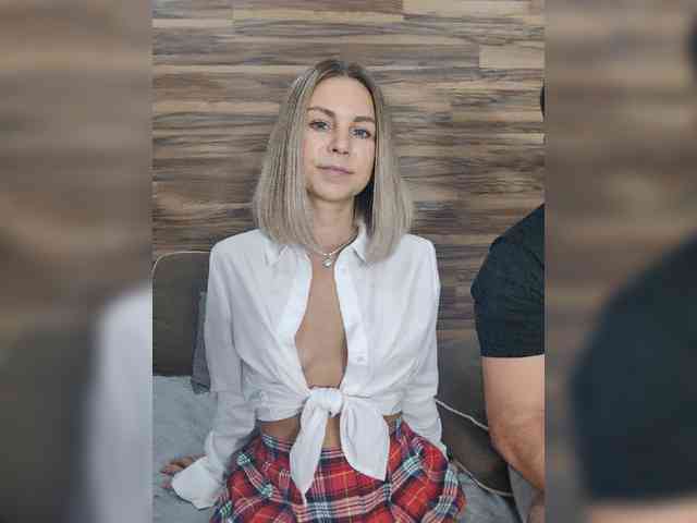 Vasilisa-and-Zhenya webcam