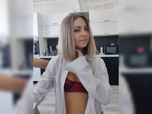 Vasilisa-and-Zhenya webcam