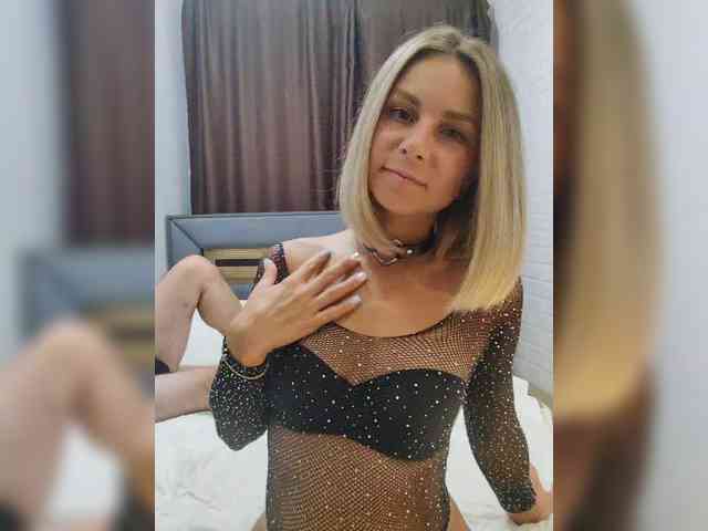 Vasilisa-and-Zhenya webcam