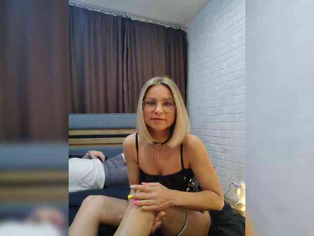 Zhenya-and-Vasilisa webcam
