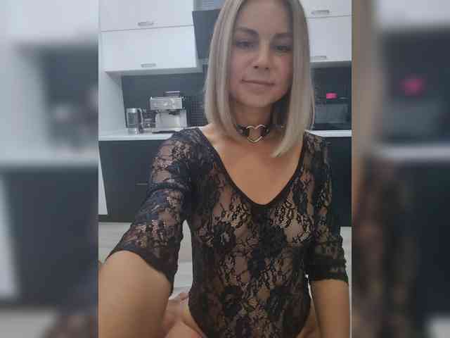 Vasilisa-and-Zhenya webcam