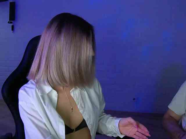 Zhenya-and-Vasilisa webcam