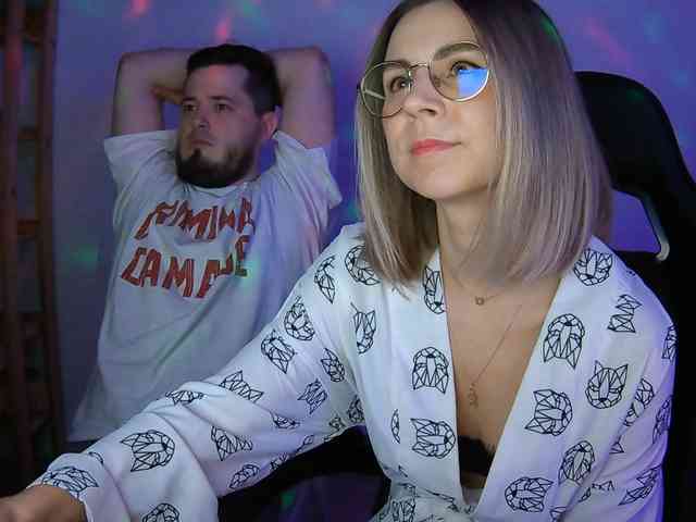 Zhenya-and-Vasilisa webcam