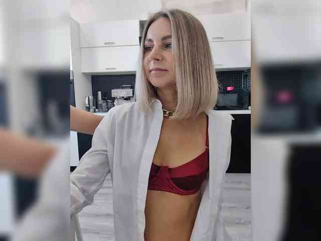 Vasilisa-and-Zhenya webcam