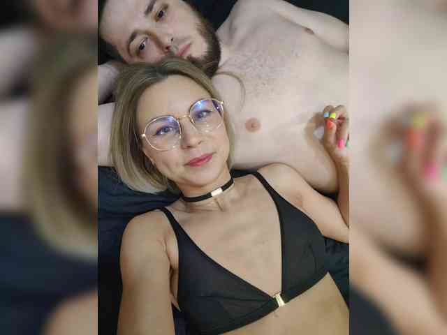Zhenya-and-Vasilisa webcam