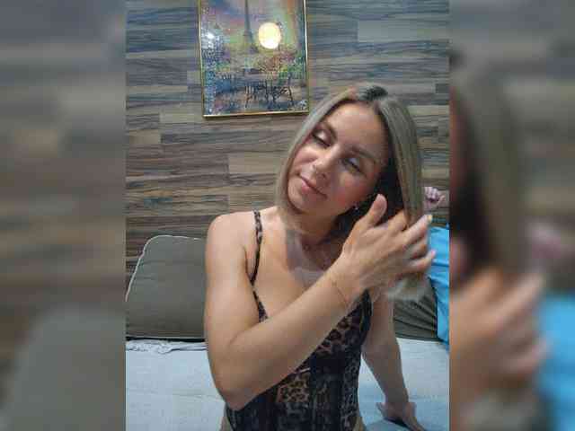 Zhenya-and-Vasilisa webcam