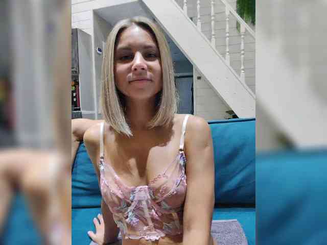 Vasilisa-and-Zhenya webcam