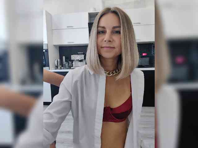 Vasilisa-and-Zhenya webcam