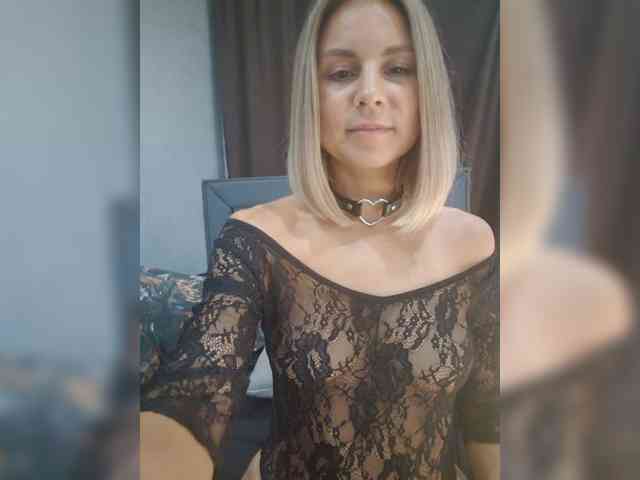 Vasilisa-and-Zhenya webcam