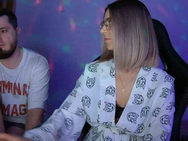 Zhenya-and-Vasilisa webcam