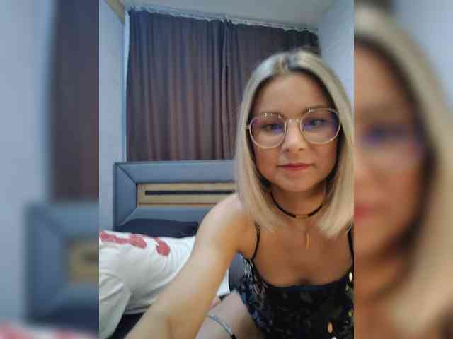 Zhenya-and-Vasilisa webcam