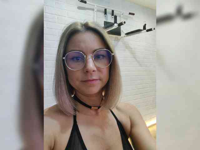 Zhenya-and-Vasilisa webcam