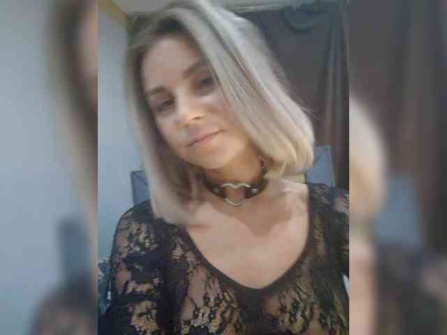 Vasilisa-and-Zhenya webcam