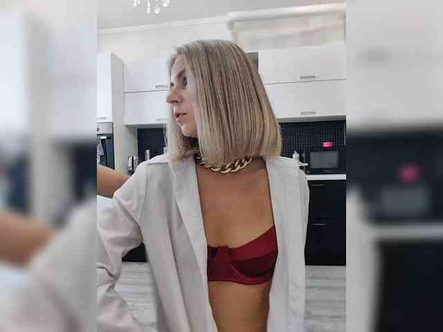 Vasilisa-and-Zhenya webcam