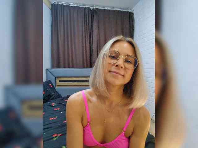 Zhenya-and-Vasilisa webcam