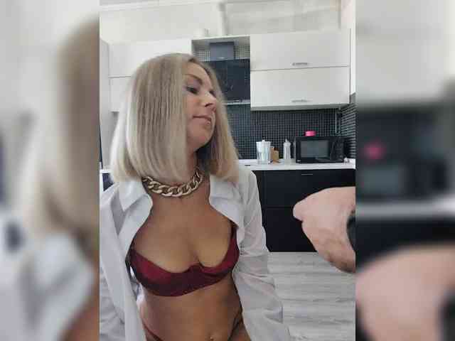 Vasilisa-and-Zhenya webcam