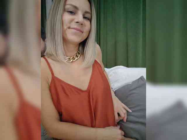 Vasilisa-and-Zhenya webcam