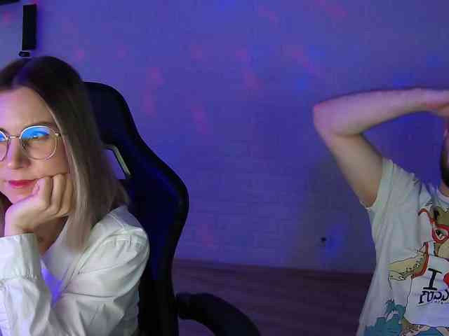 Zhenya-and-Vasilisa webcam