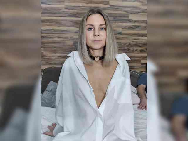 Vasilisa-and-Zhenya webcam