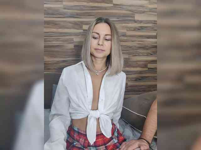 Vasilisa-and-Zhenya webcam