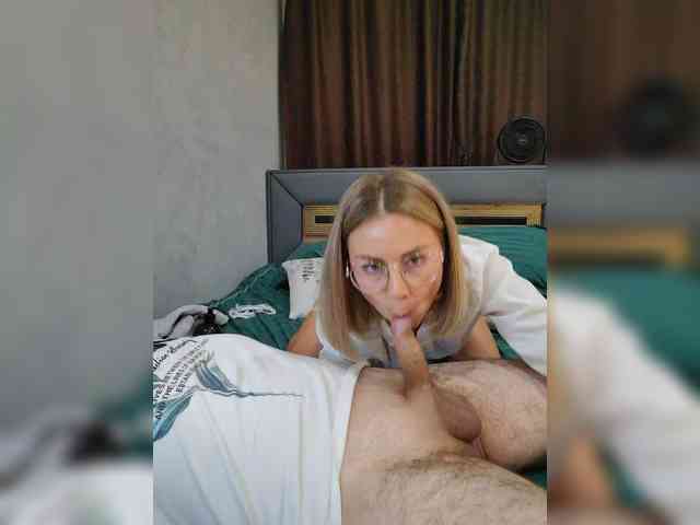 Vasilisa-and-Zhenya webcam