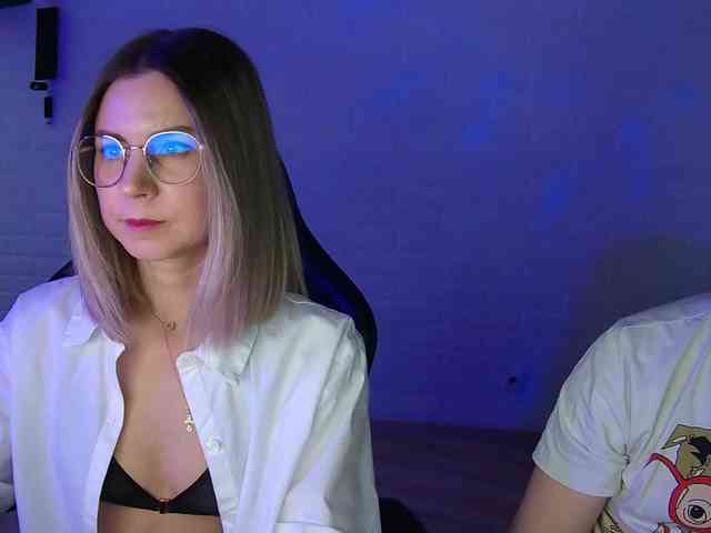 Zhenya-and-Vasilisa webcam