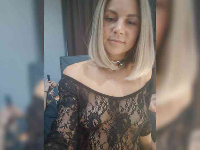 Vasilisa-and-Zhenya webcam