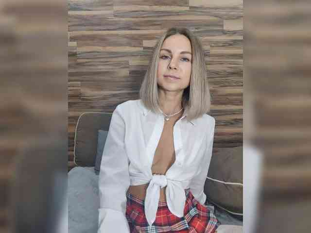 Vasilisa-and-Zhenya webcam