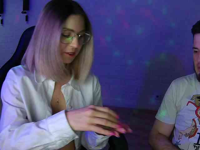 Zhenya-and-Vasilisa webcam