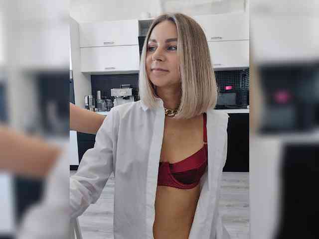 Vasilisa-and-Zhenya webcam