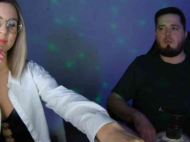 Zhenya-and-Vasilisa webcam