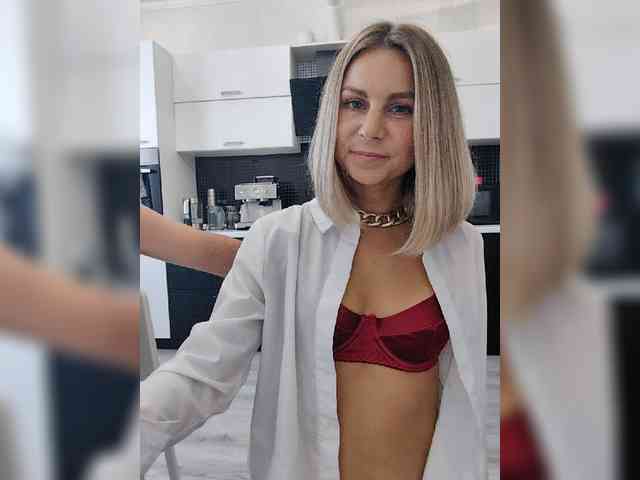 Vasilisa-and-Zhenya webcam