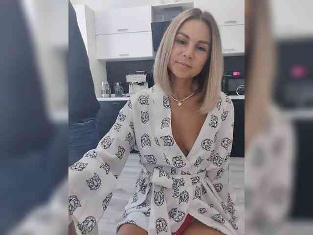 Vasilisa-and-Zhenya webcam