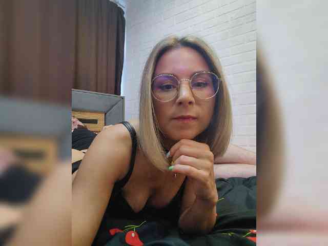 Zhenya-and-Vasilisa webcam